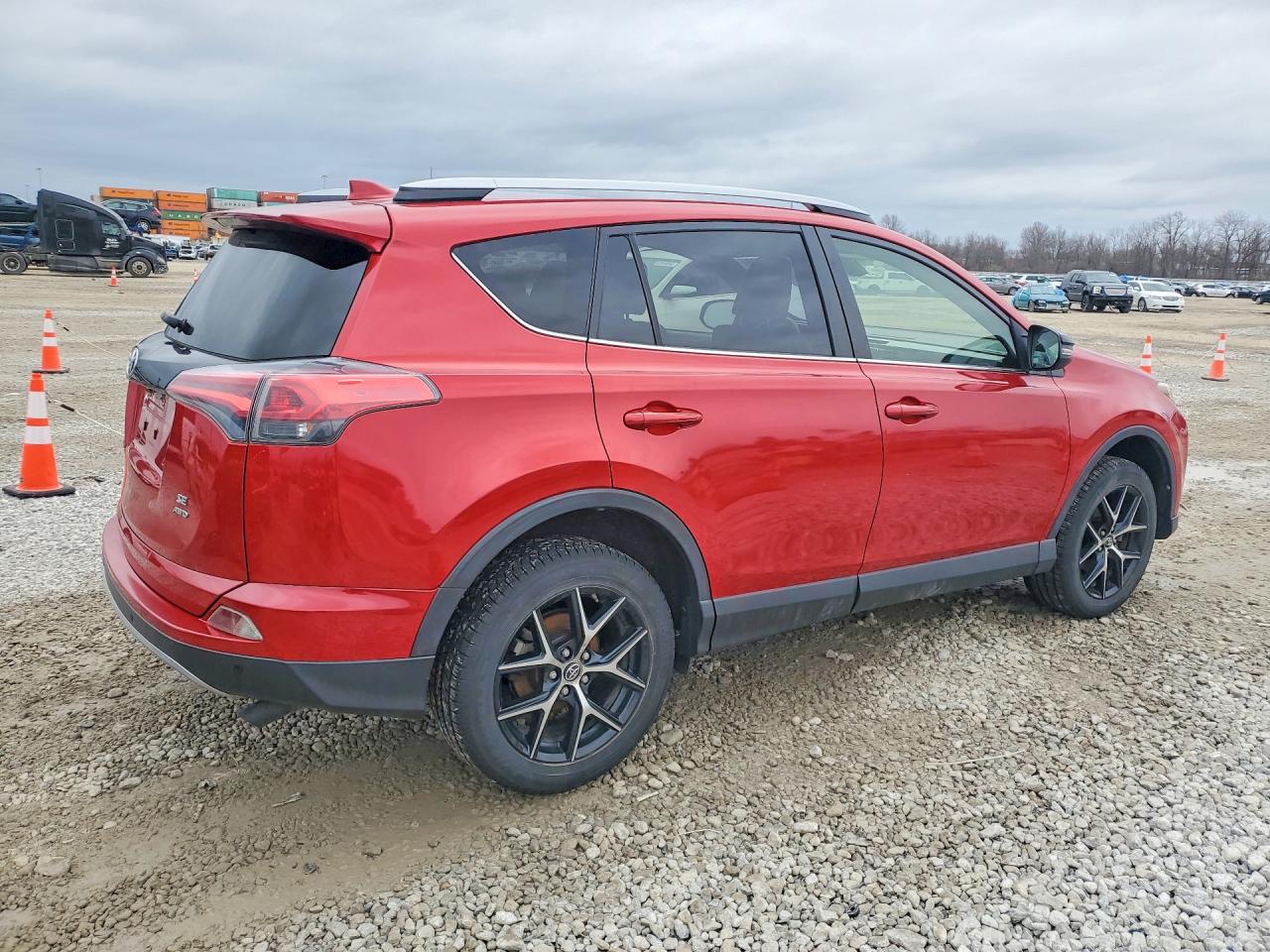 2017 TOYOTA RAV4 SE photo 5