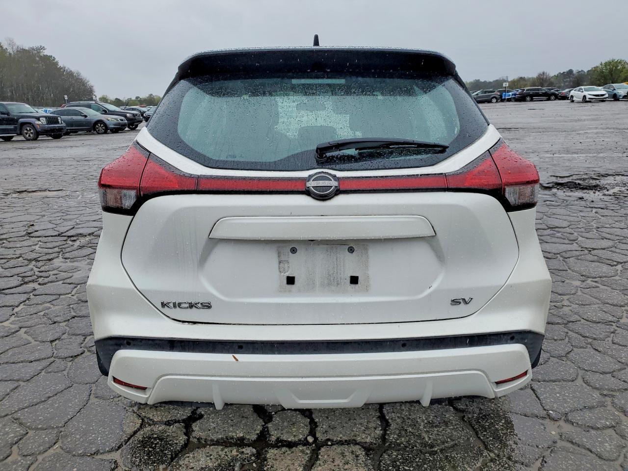 2022 NISSAN KICKS SV photo 11