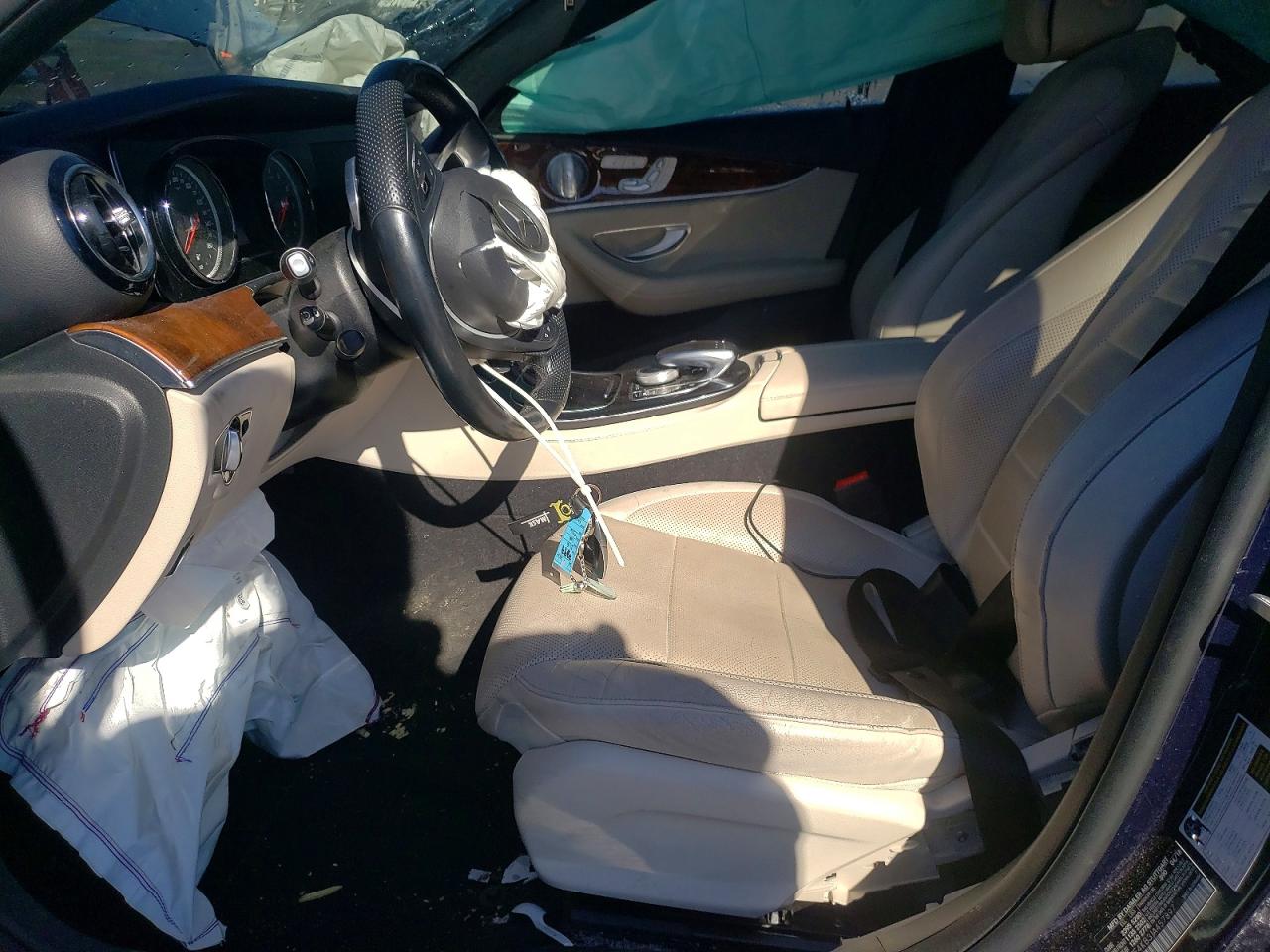 2018 MERCEDES-BENZ E 300 4MATIC photo 25