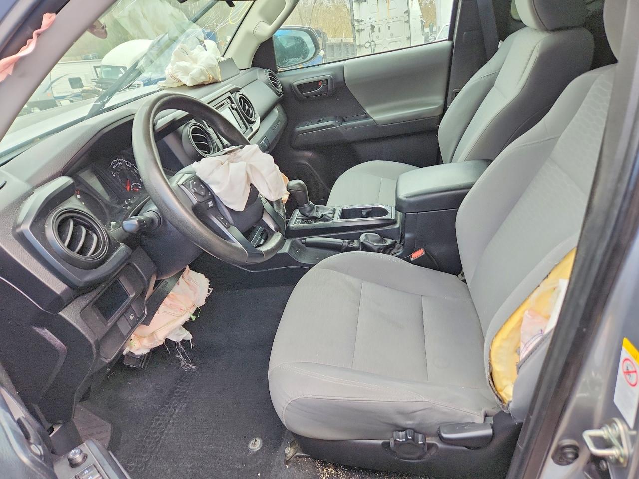 2019 TOYOTA TACOMA SR photo 19