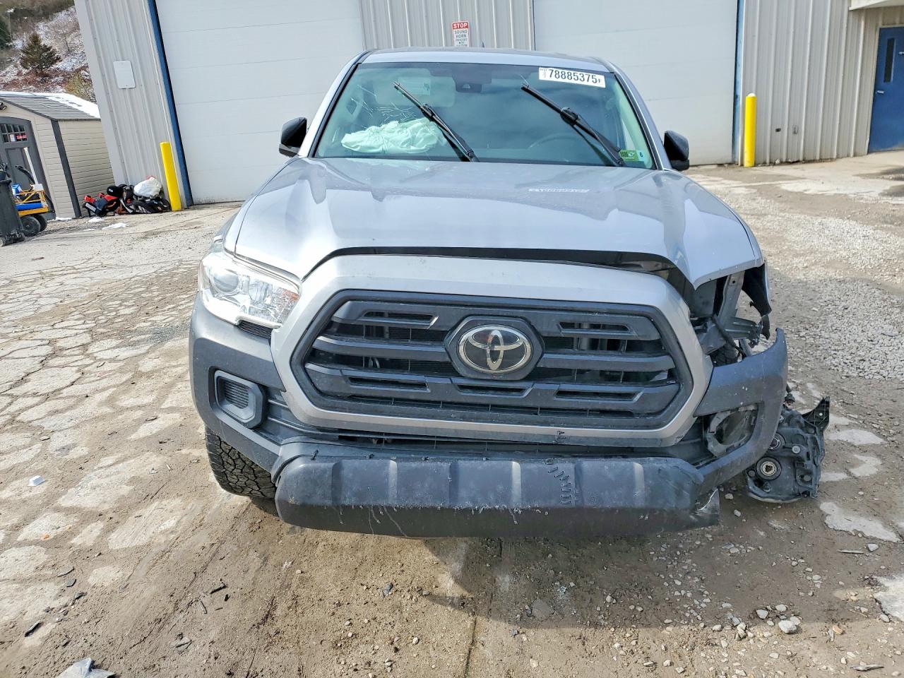 2019 TOYOTA TACOMA SR photo 13