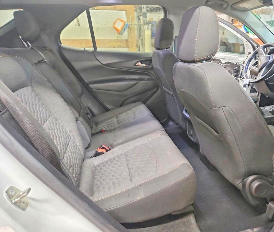 2018 CHEVROLET EQUINOX LT photo 11