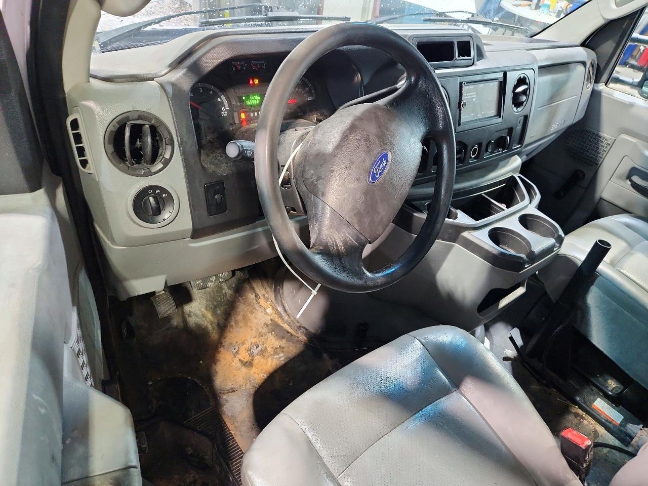 2011 FORD E250 DELIVERY VAN photo 8