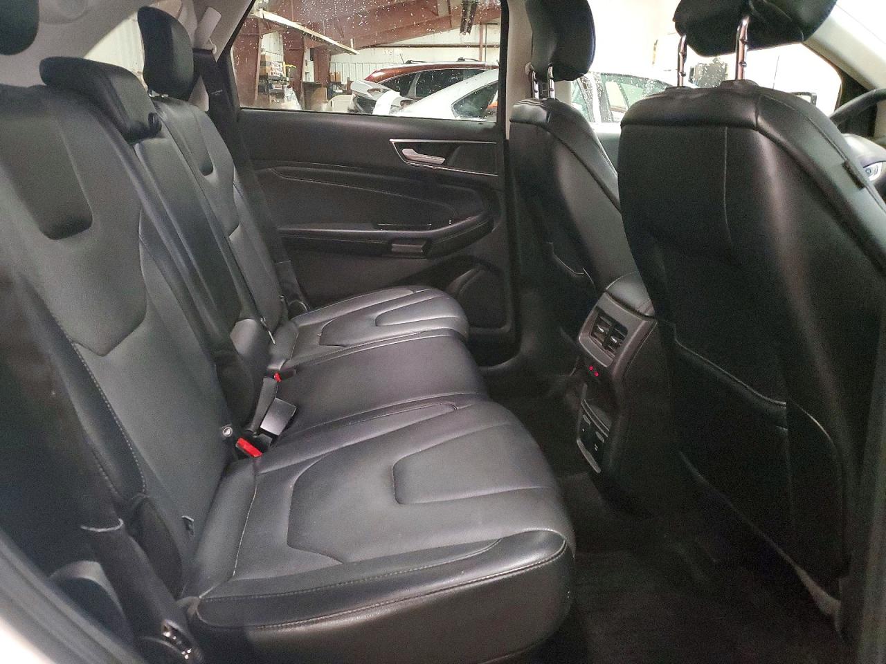 2018 FORD EDGE TITANIUM photo 11