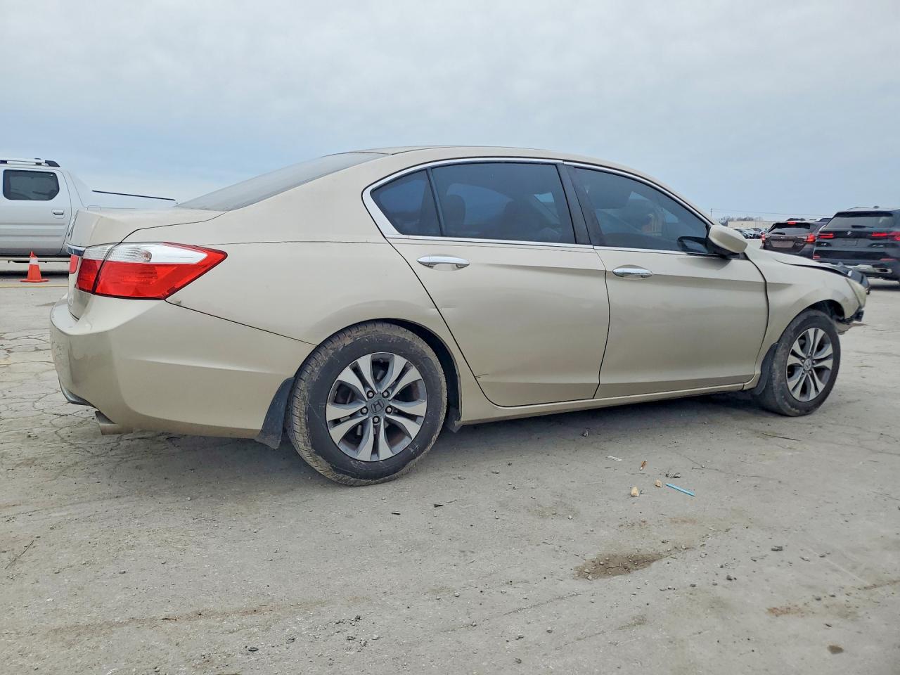 2014 HONDA ACCORD LX photo 3