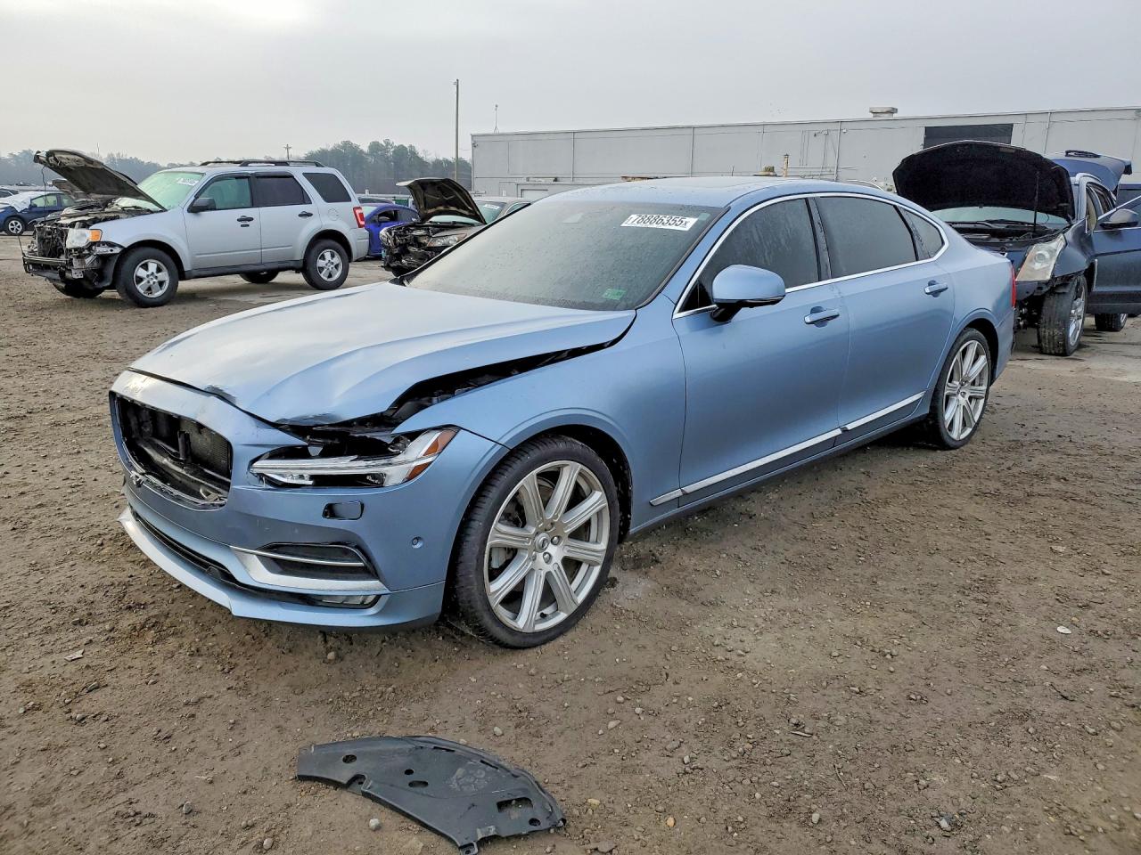 2018 VOLVO S90
