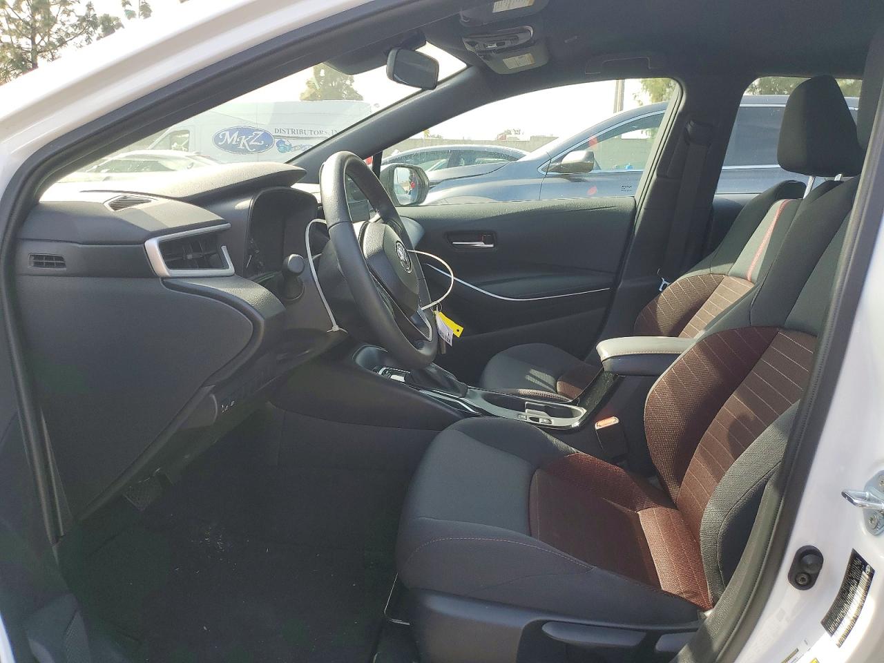 2025 TOYOTA COROLLA SE photo 13