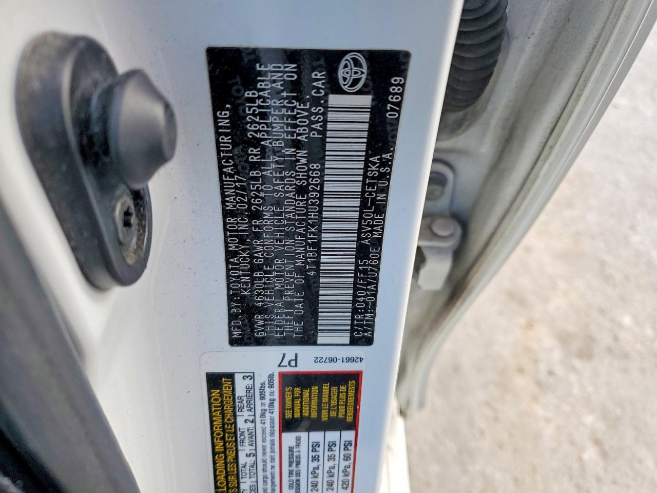 2017 TOYOTA CAMRY SE photo 12