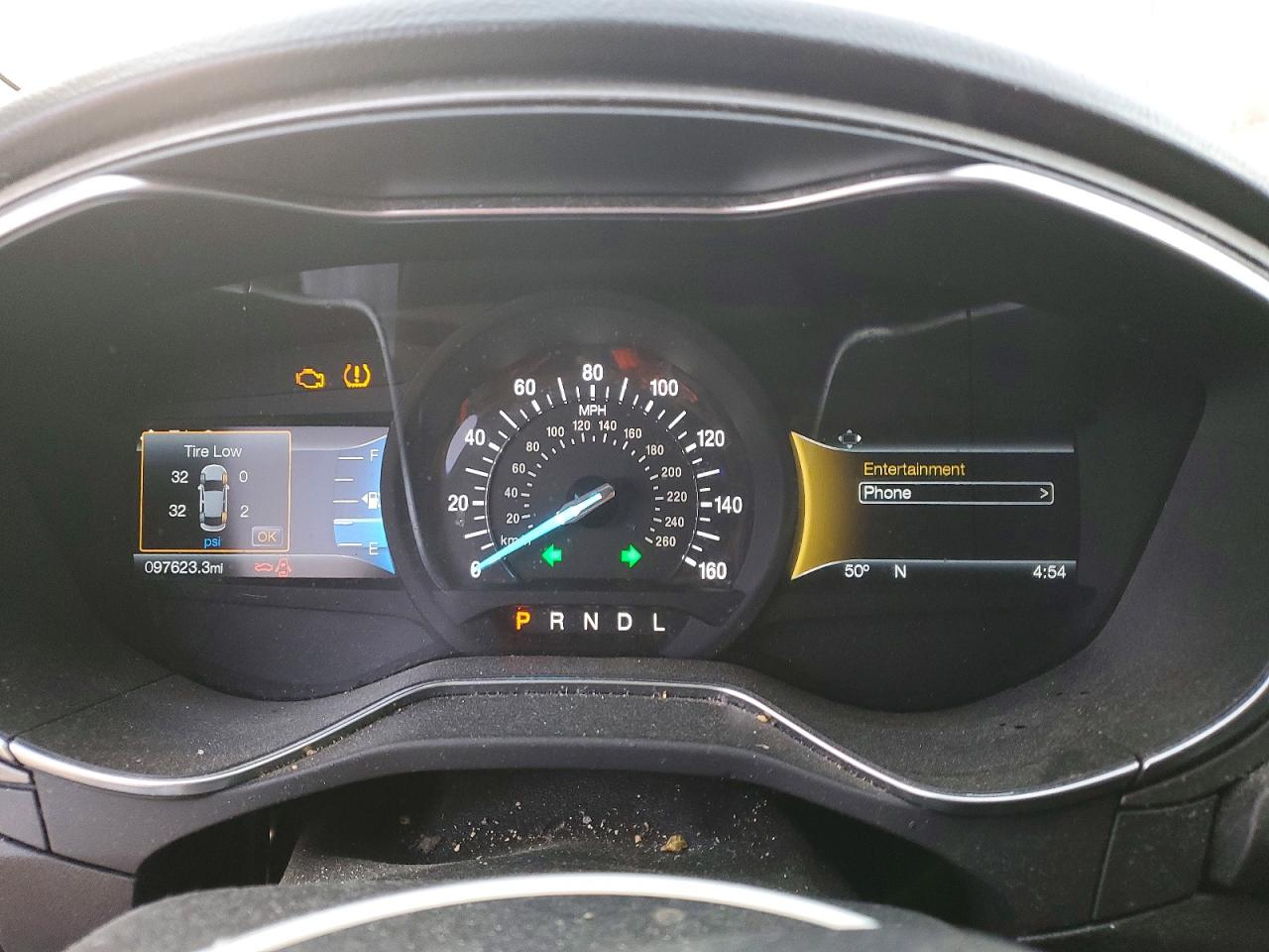 2017 FORD FUSION SE photo 9