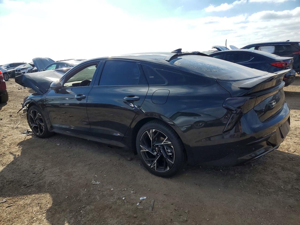 2025 KIA K5 GT-LINE photo 4