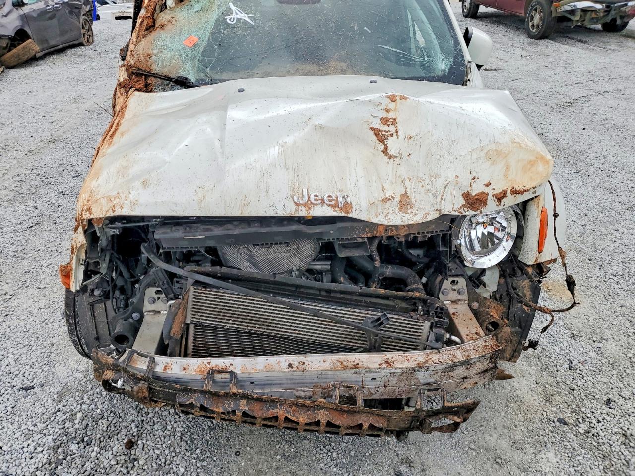 2019 JEEP RENEGADE LATITUDE photo 12
