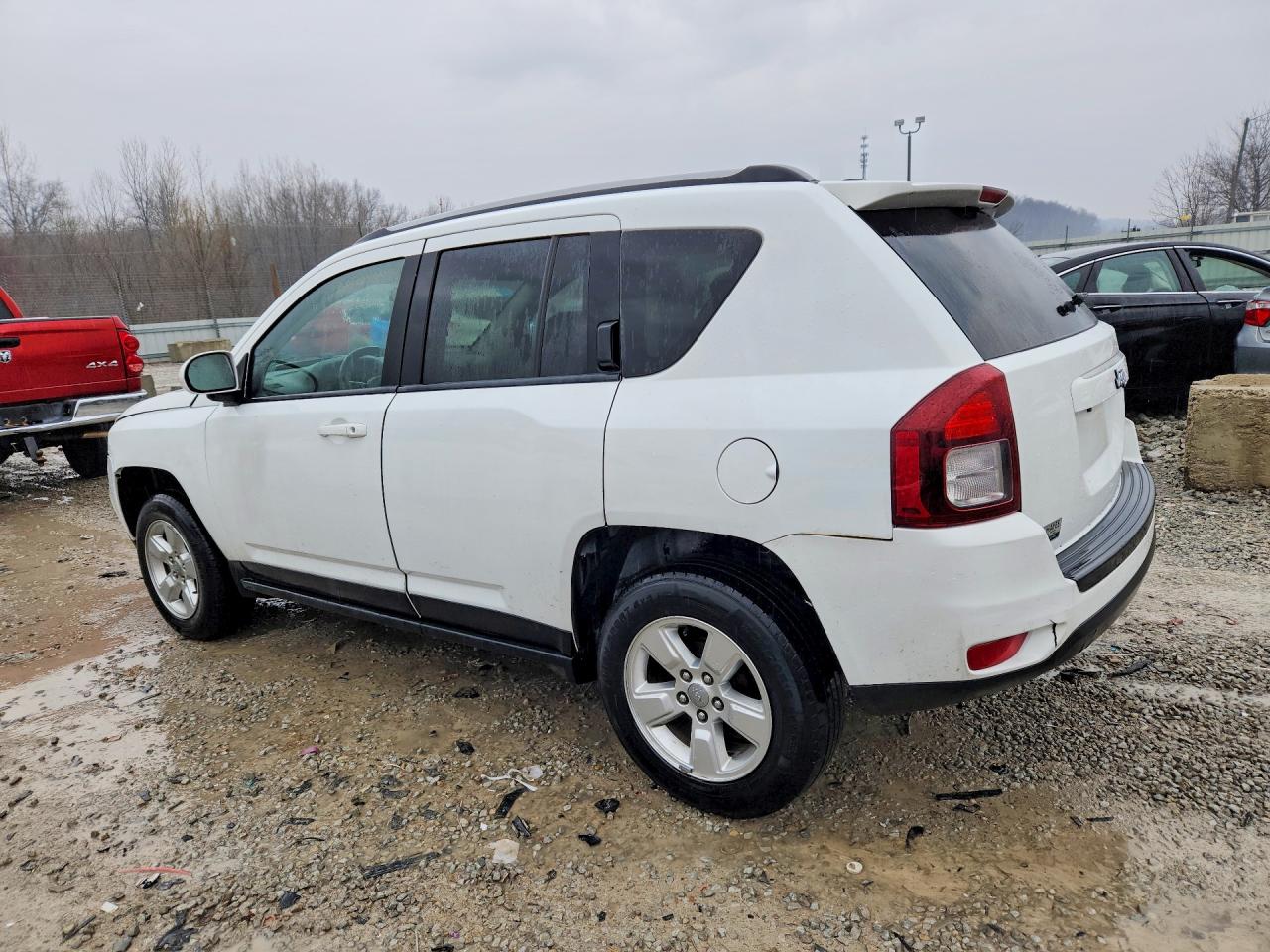 2016 JEEP COMPASS LATITUDE photo 3