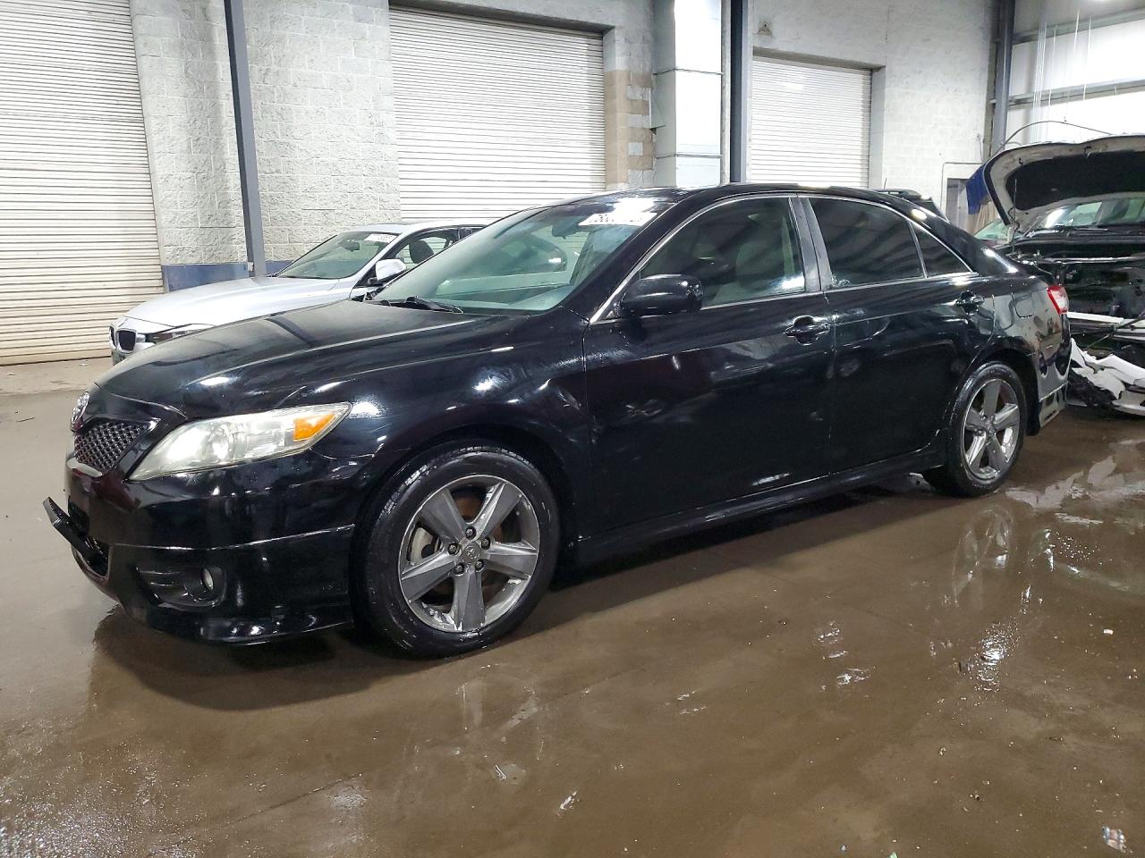 2010 TOYOTA CAMRY