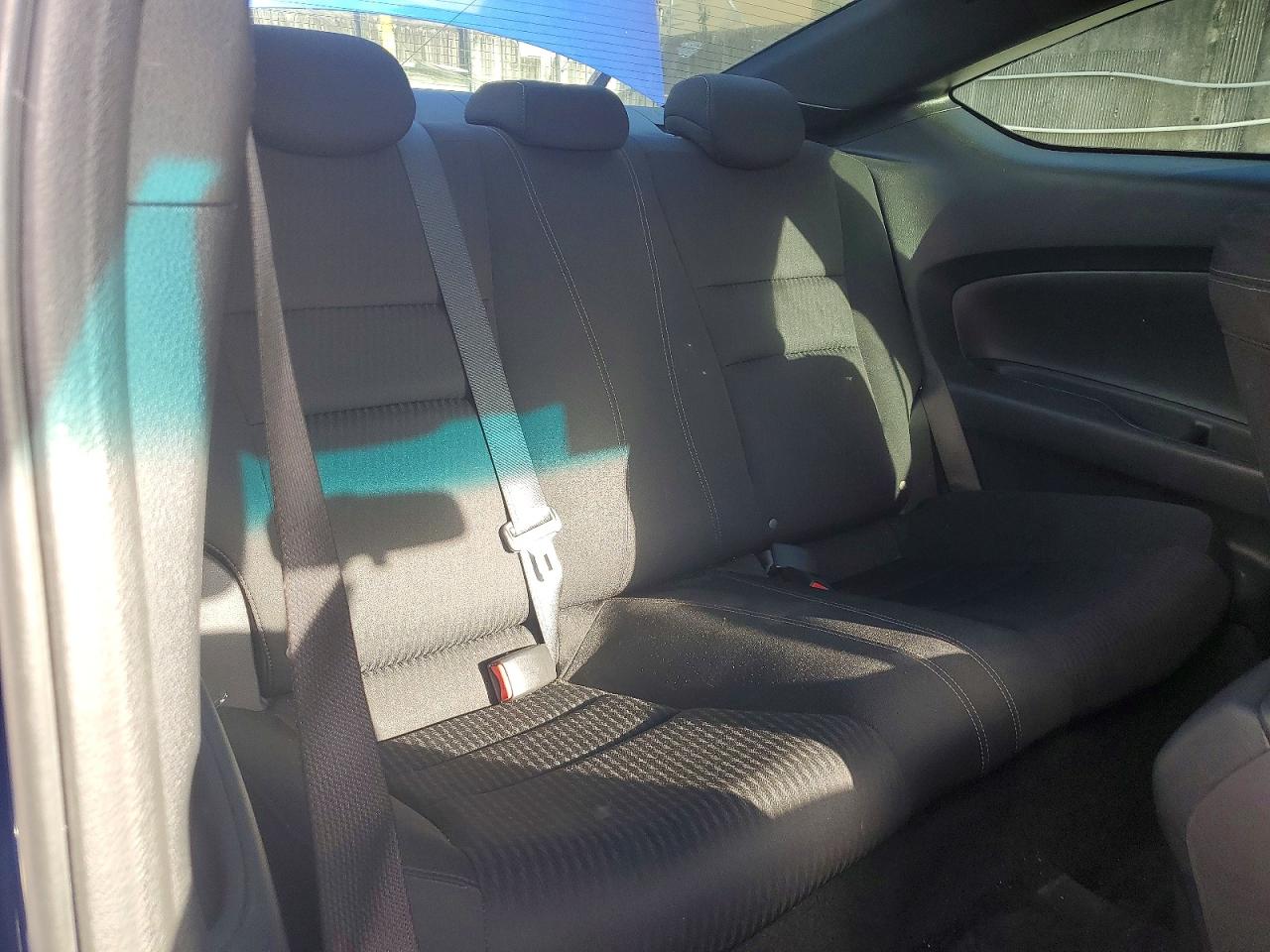 2017 HONDA ACCORD EX photo 19