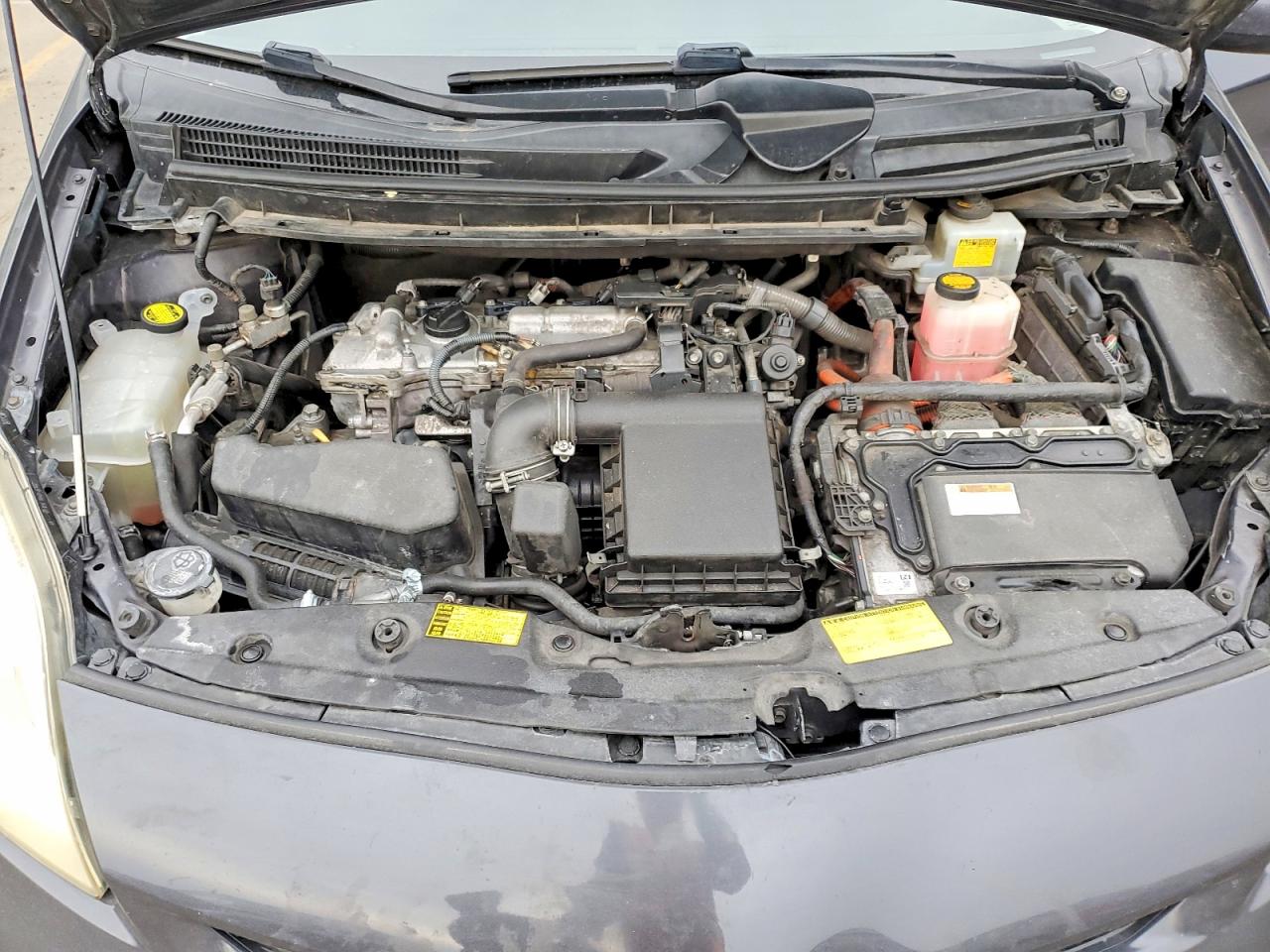2014 TOYOTA PRIUS TWO photo 11