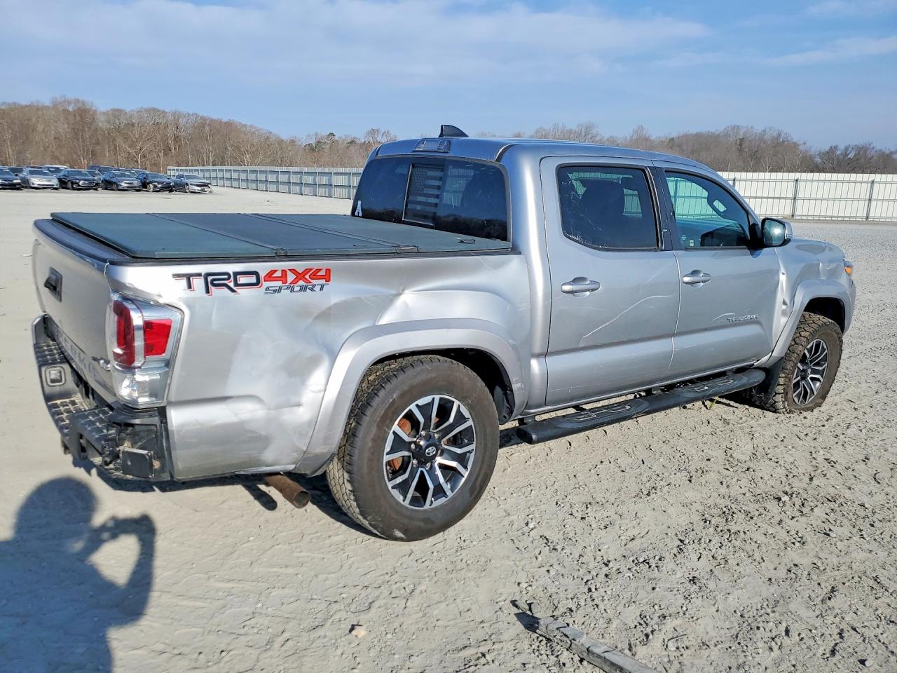 2021 TOYOTA TACOMA TRD SPORT photo 5