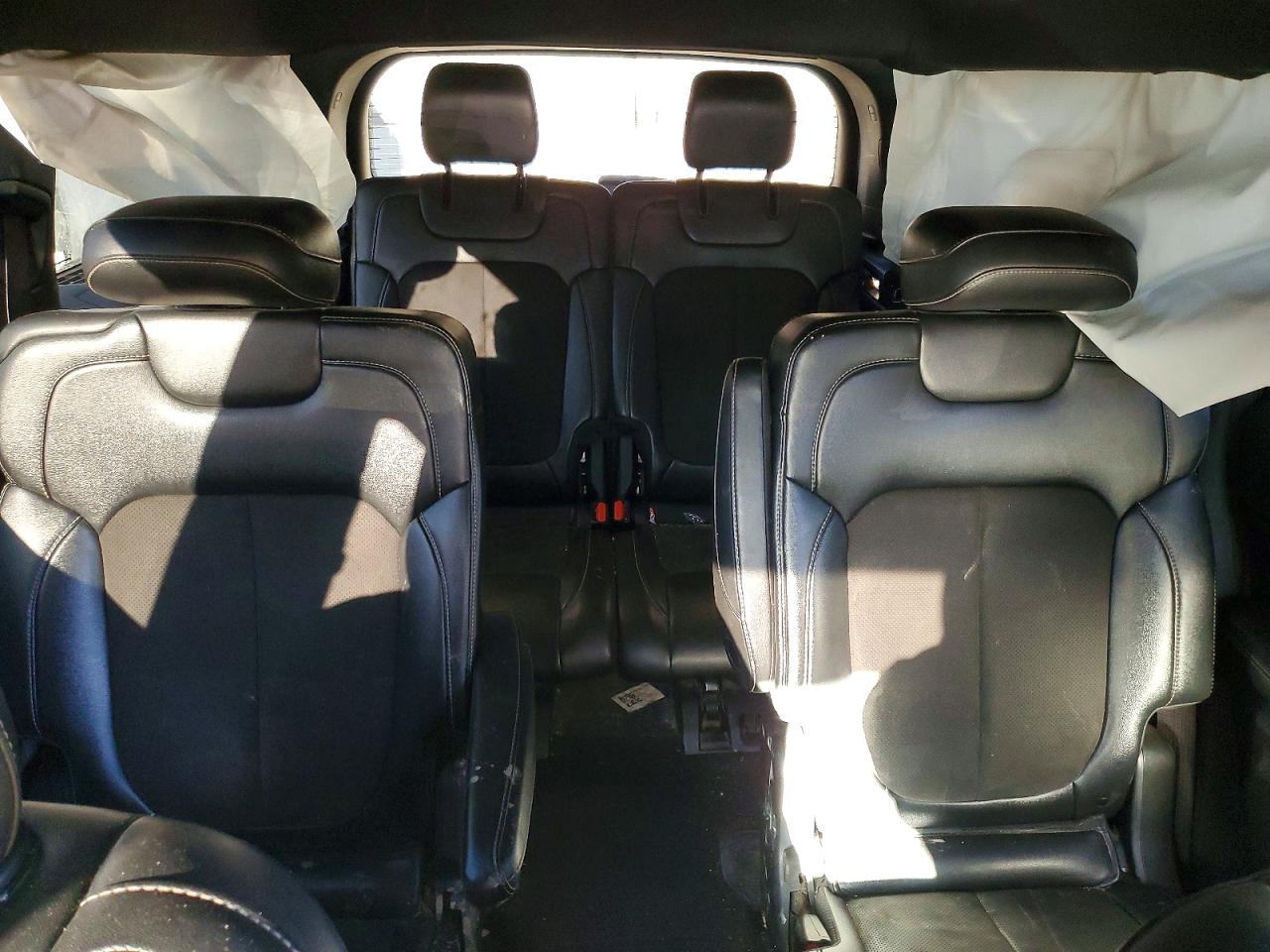 2023 JEEP GRAND CHEROKEE L LAREDO photo 19