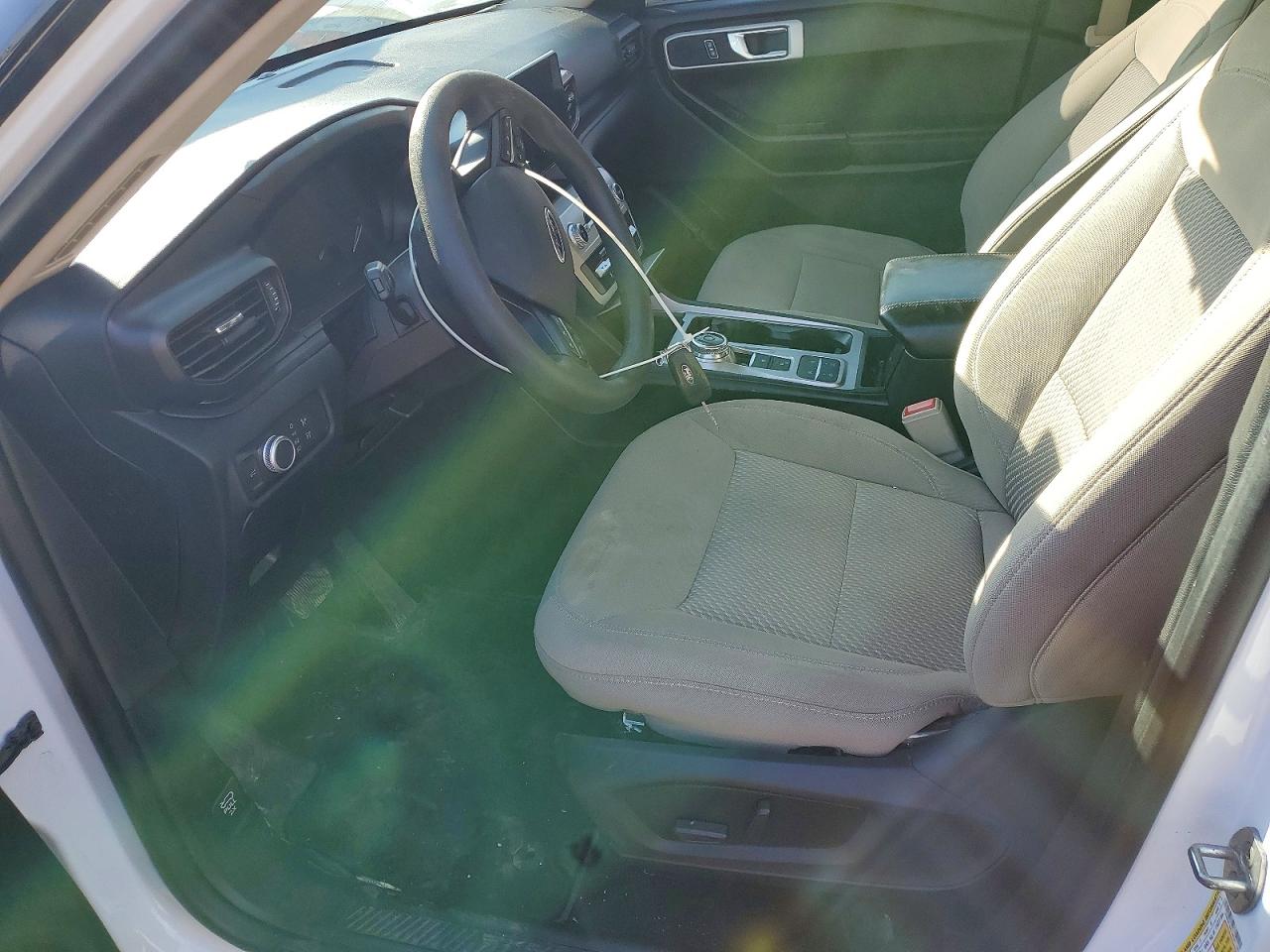 2021 FORD EXPLORER photo 13