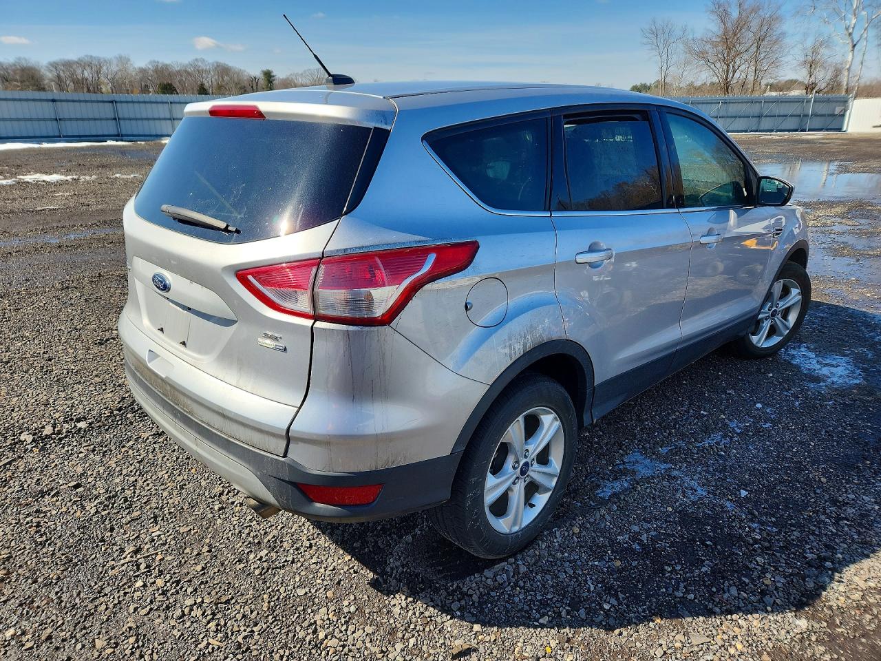 2016 FORD ESCAPE SE photo 3