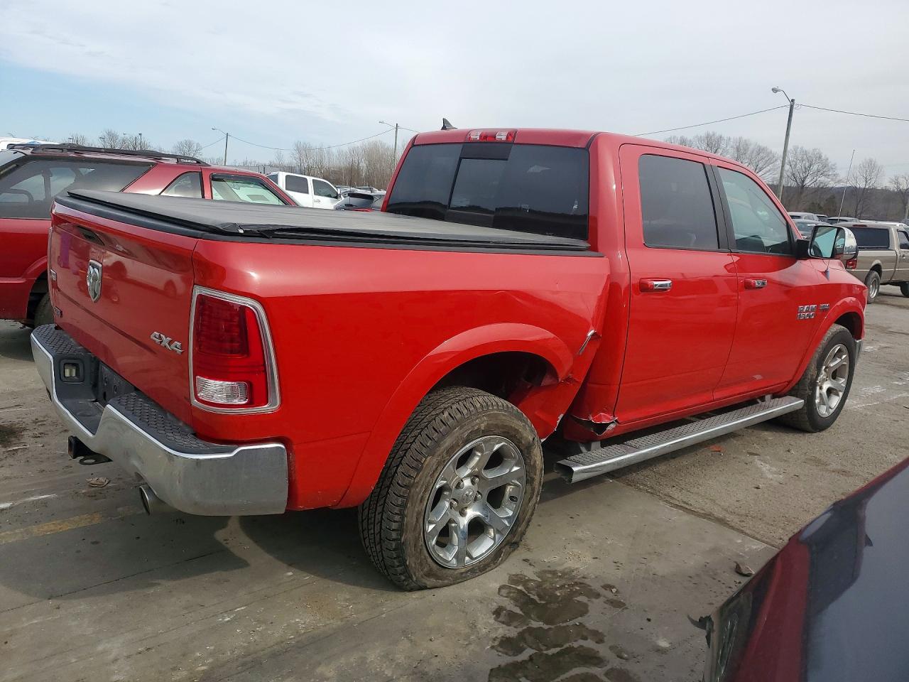 2014 RAM 1500 LARAMIE photo 5