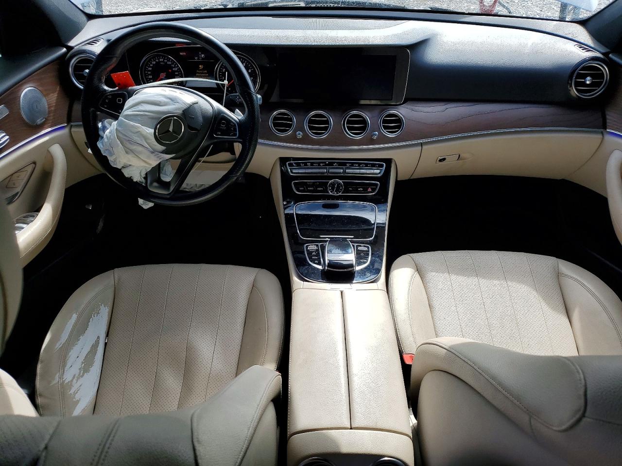 2017 MERCEDES-BENZ E 300 4MATIC photo 8