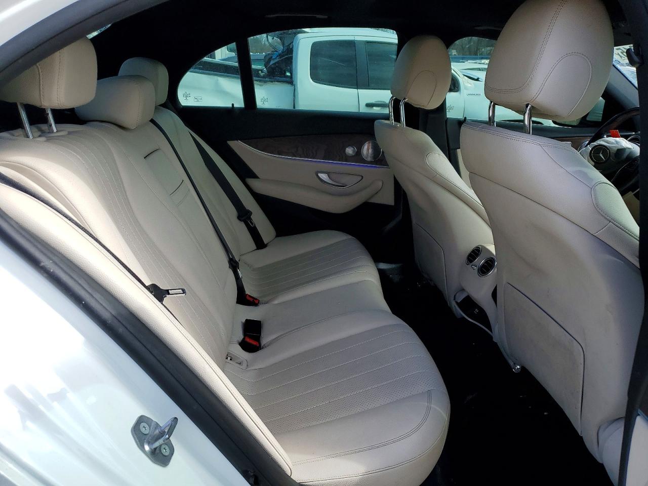 2017 MERCEDES-BENZ E 300 4MATIC photo 10