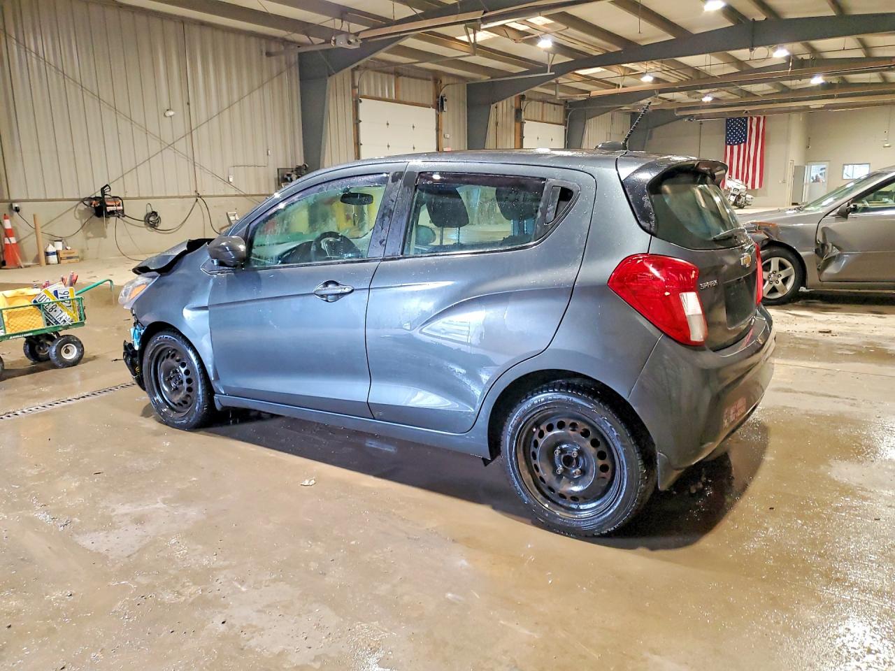 2019 CHEVROLET SPARK LS photo 2