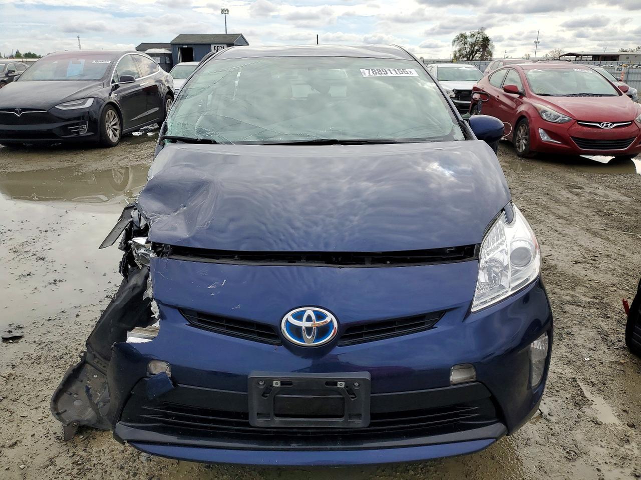 2012 TOYOTA PRIUS THREE photo 5