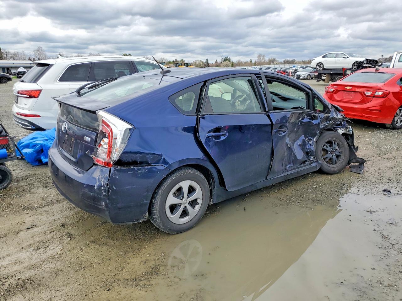 2012 TOYOTA PRIUS THREE photo 3
