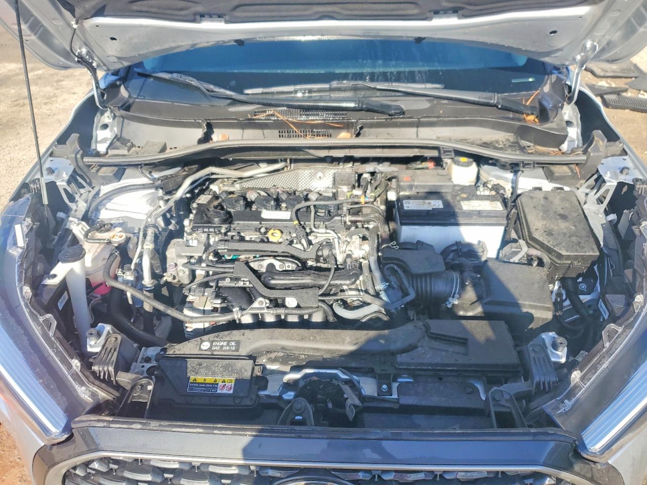 2023 TOYOTA COROLLA CROSS XLE photo 34