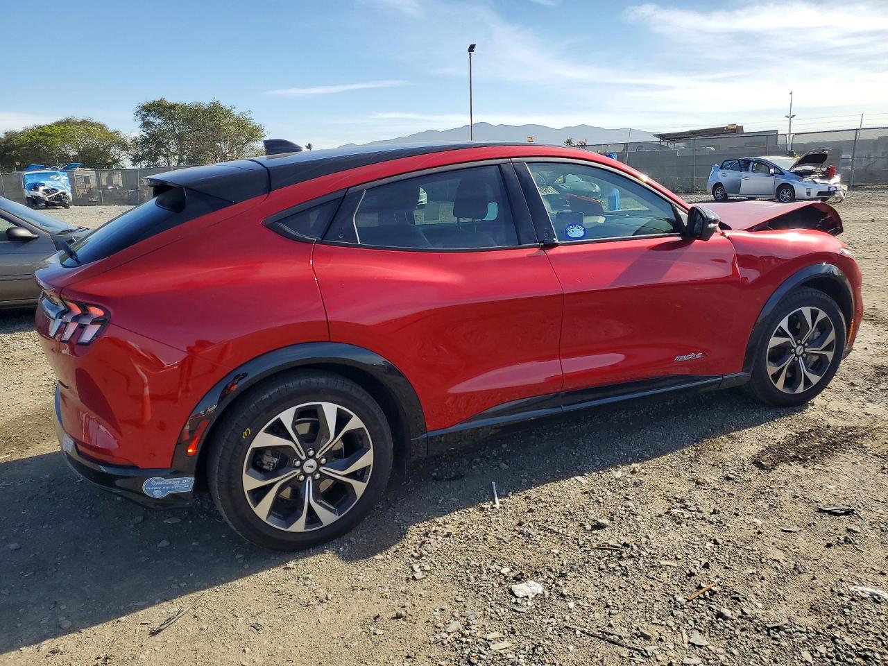 2021 FORD MUSTANG MACH-E PREMIUM photo 5