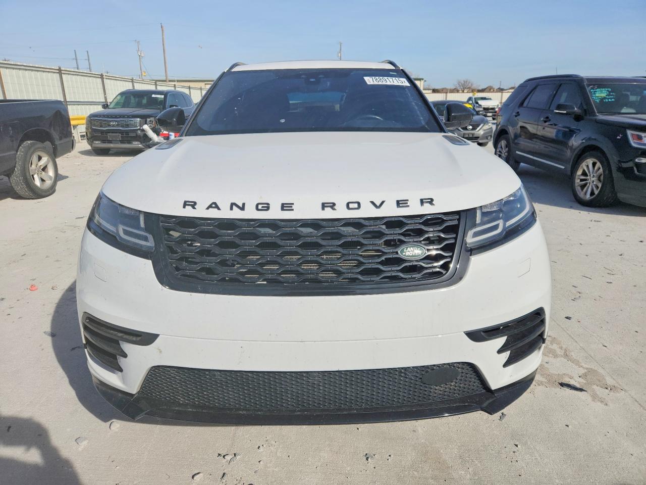 2019 LAND ROVER RANGE ROVER VELAR R-DYNAMIC SE photo 9