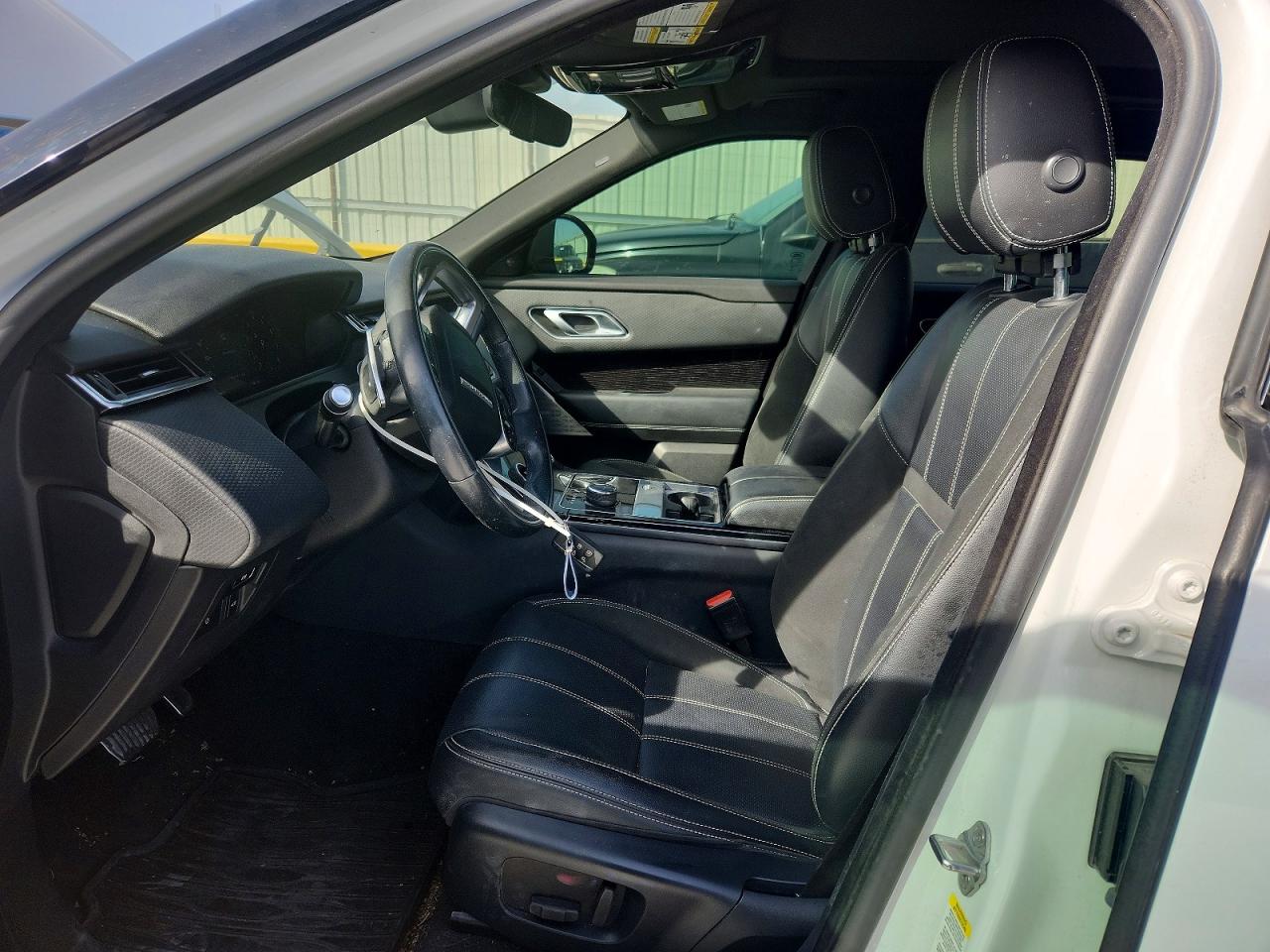 2019 LAND ROVER RANGE ROVER VELAR R-DYNAMIC SE photo 13
