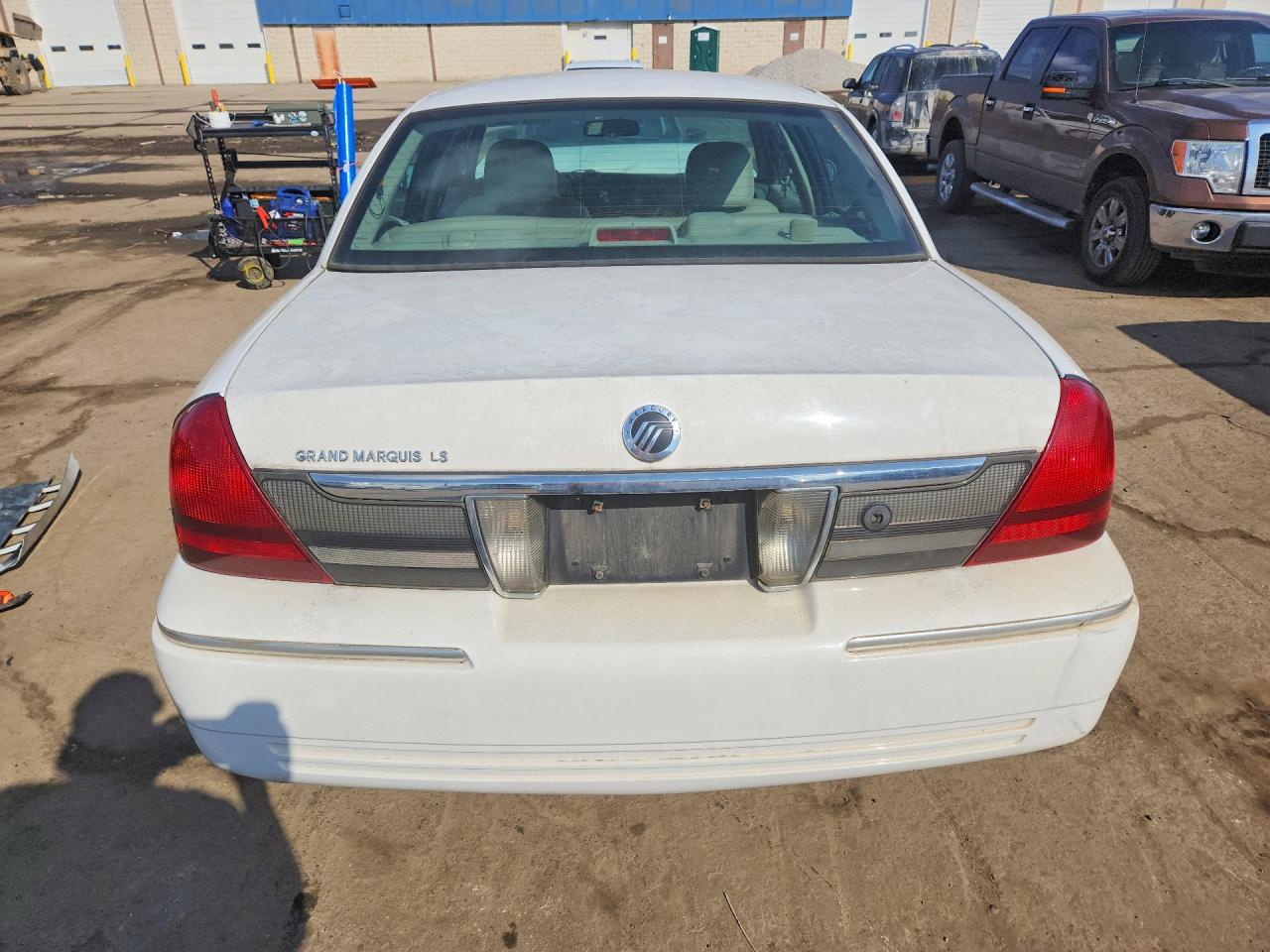 2010 MERCURY GRAND MARQUIS LS photo 16