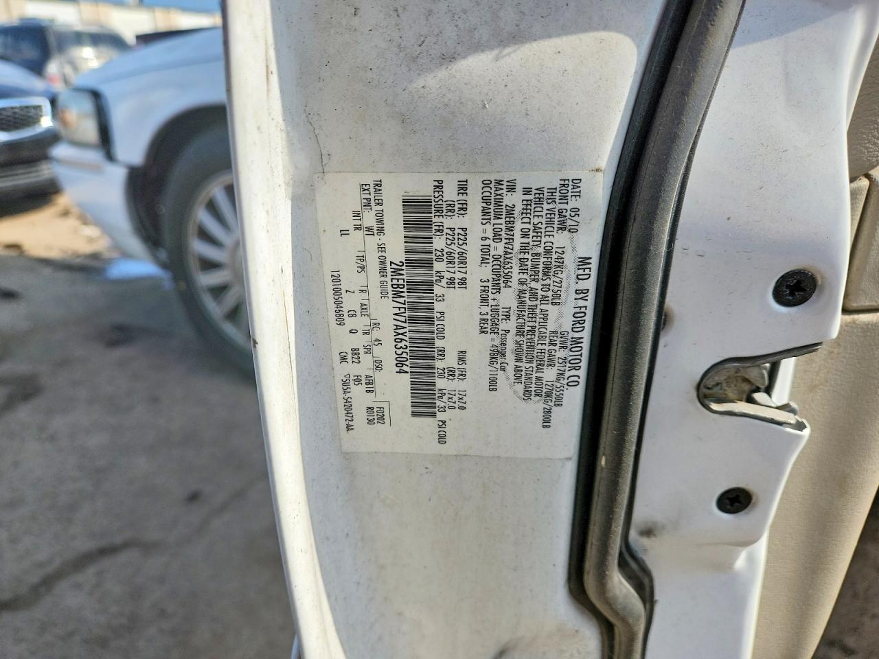 2010 MERCURY GRAND MARQUIS LS photo 34