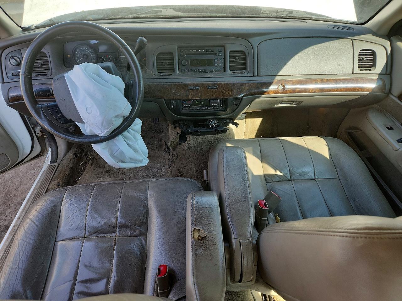 2010 MERCURY GRAND MARQUIS LS photo 22