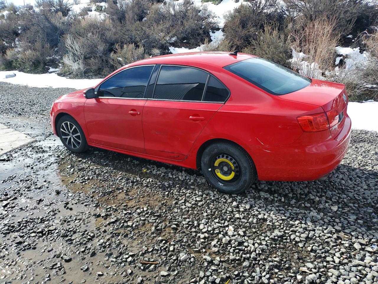 2014 VOLKSWAGEN JETTA SE photo 3