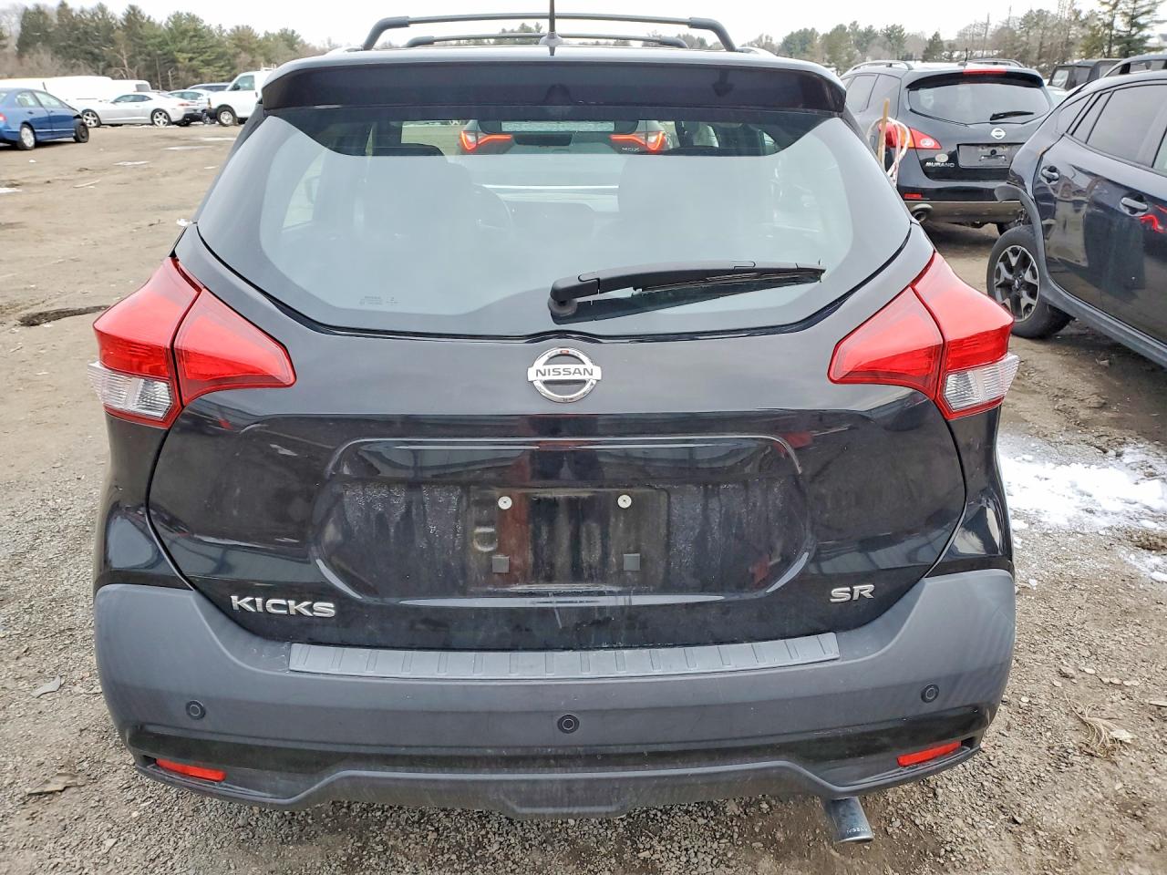 2019 NISSAN KICKS SR photo 6
