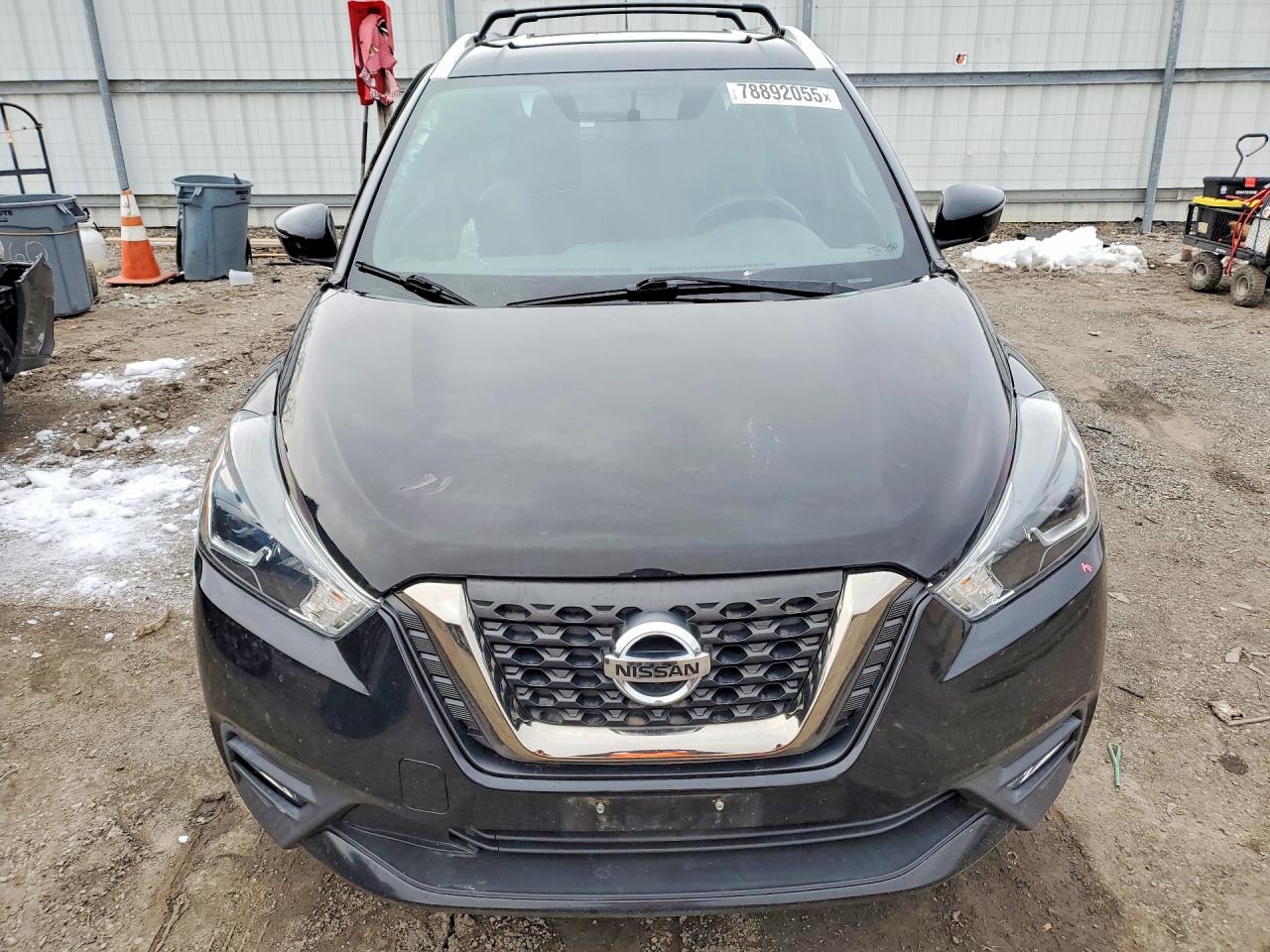 2019 NISSAN KICKS SR photo 5