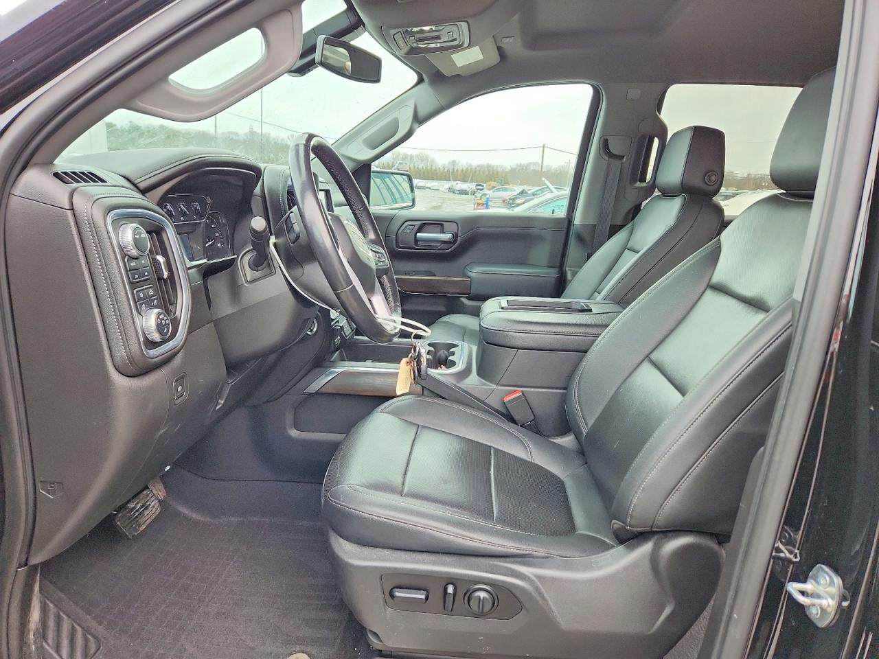 2021 GMC SIERRA K1500 SLT photo 13