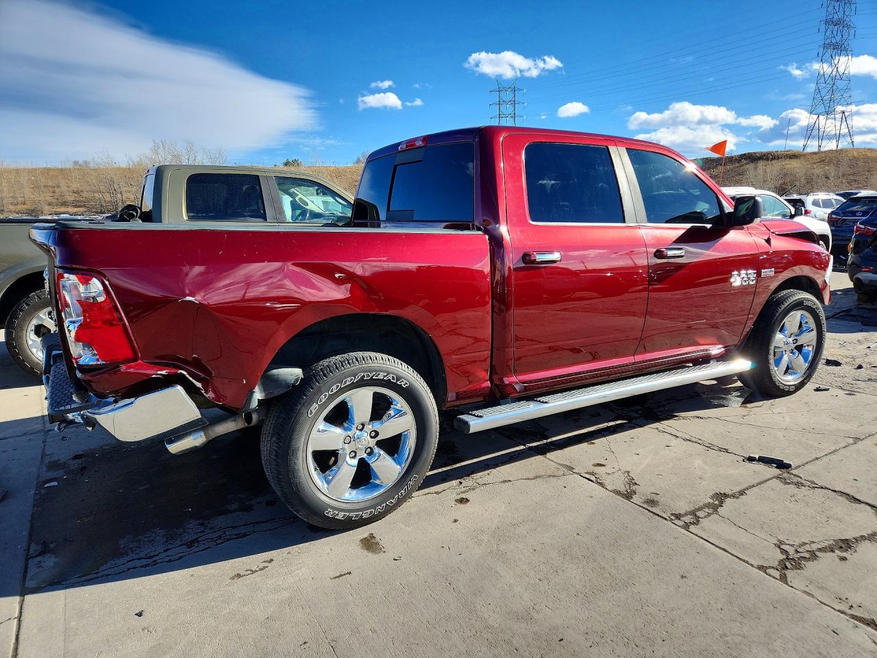 2016 RAM 1500 SLT photo 3