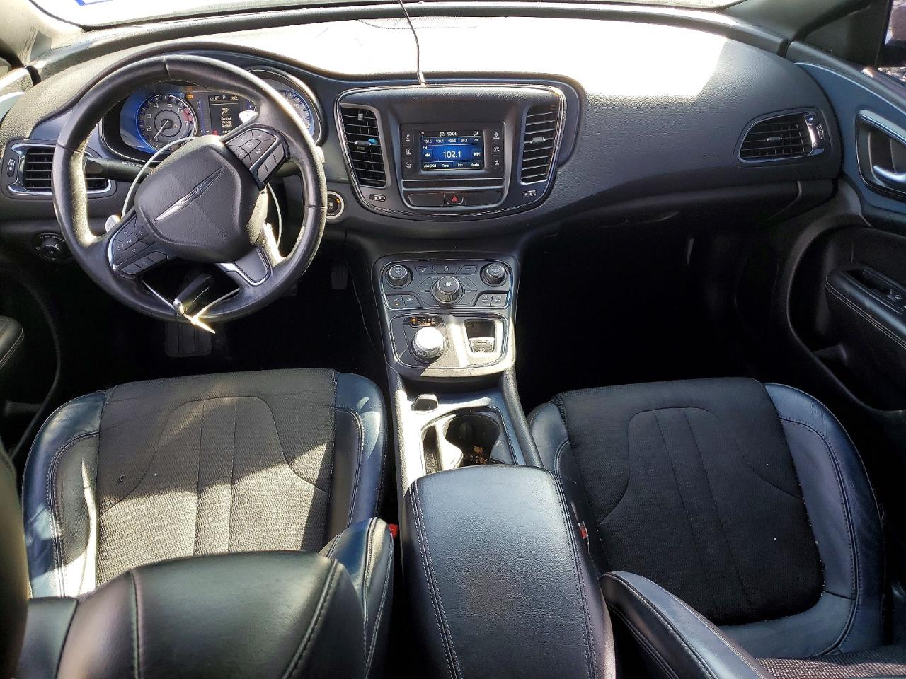 2015 CHRYSLER 200 S photo 15