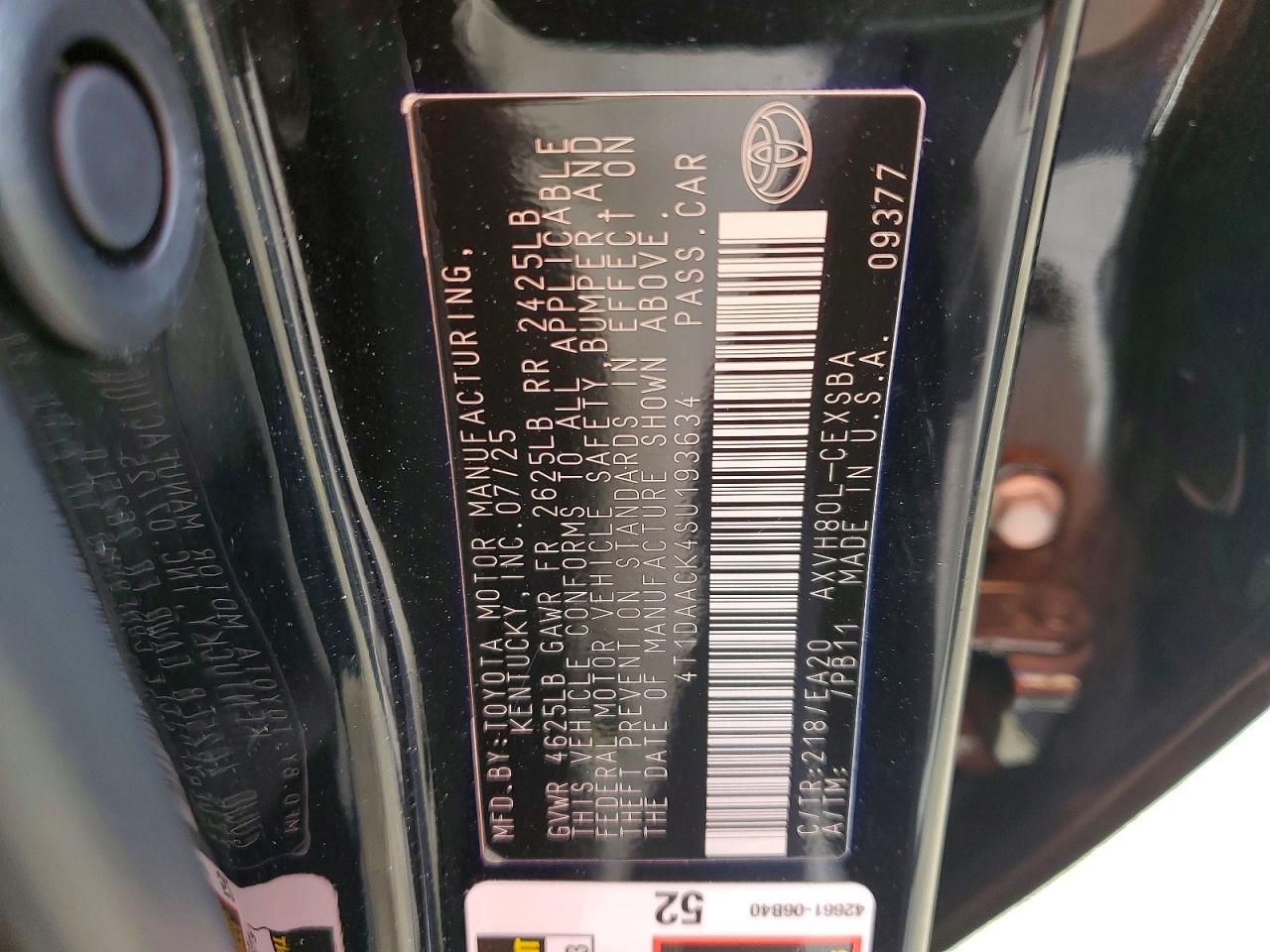 2025 TOYOTA CAMRY SE photo 13