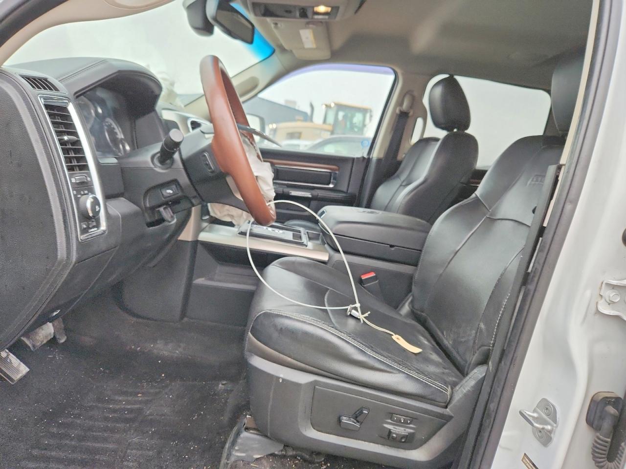 2013 RAM 1500 LARAMIE photo 7