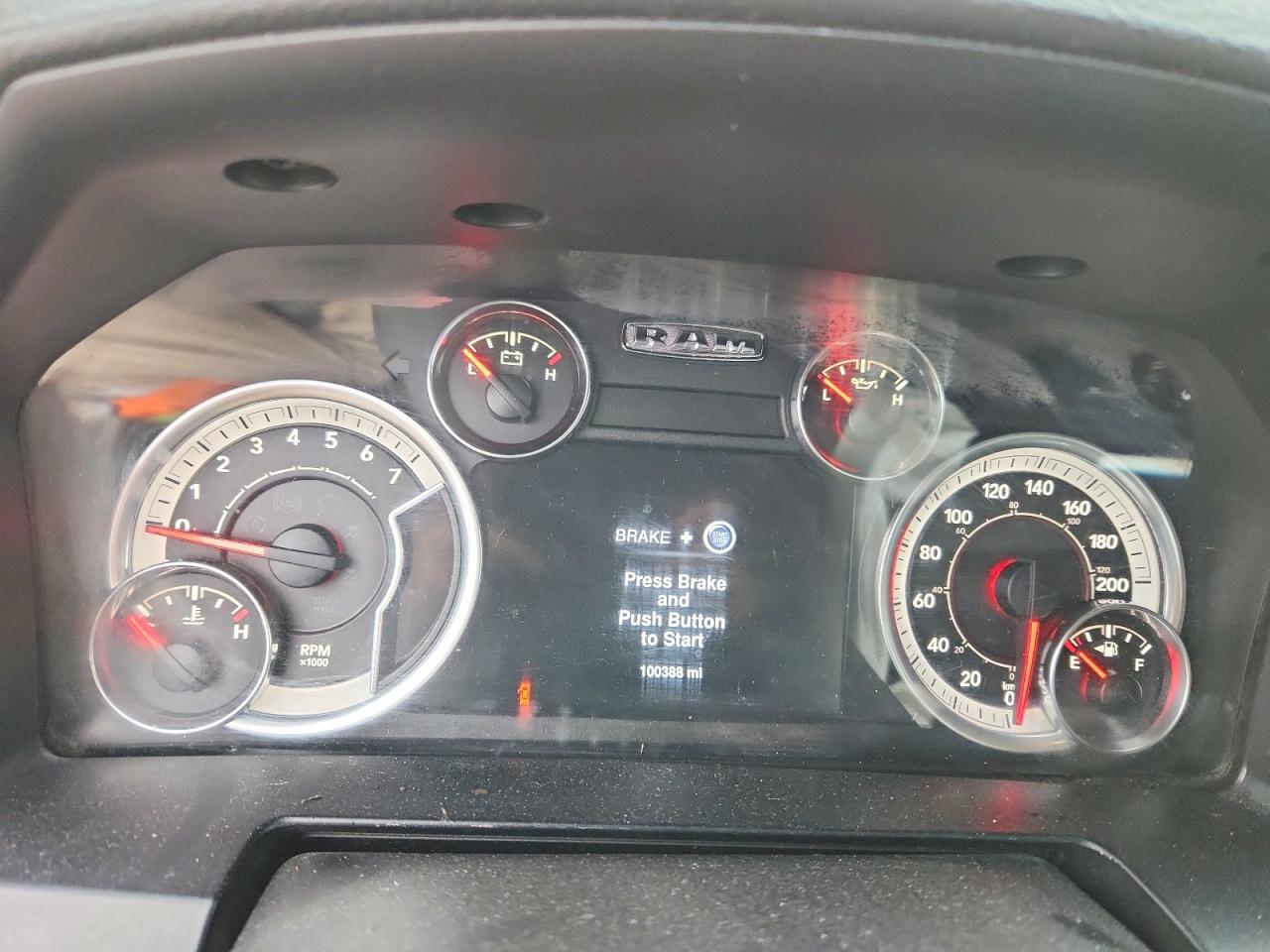 2013 RAM 1500 LARAMIE photo 9