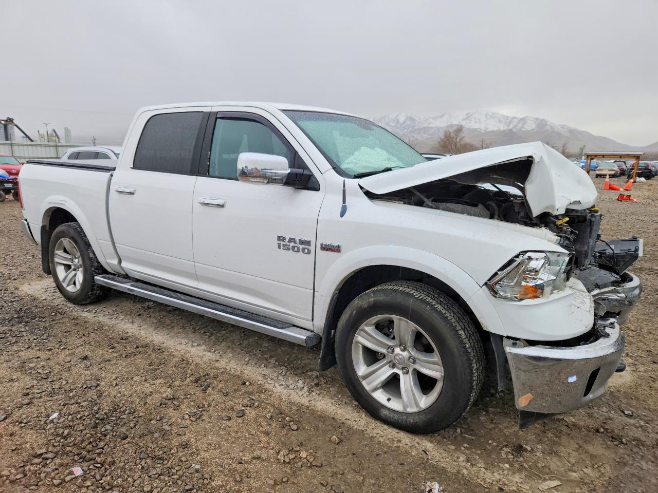 2013 RAM 1500 LARAMIE photo 4