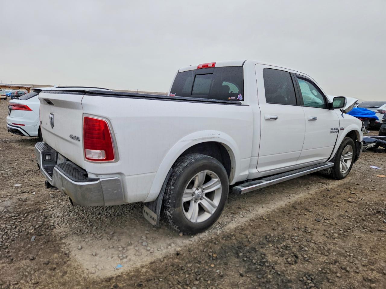 2013 RAM 1500 LARAMIE photo 3