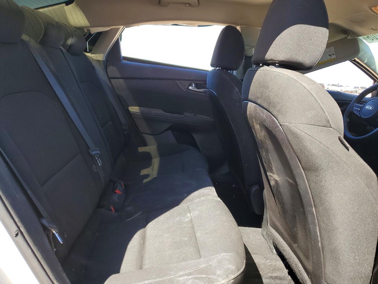 2021 KIA FORTE LXS photo 28