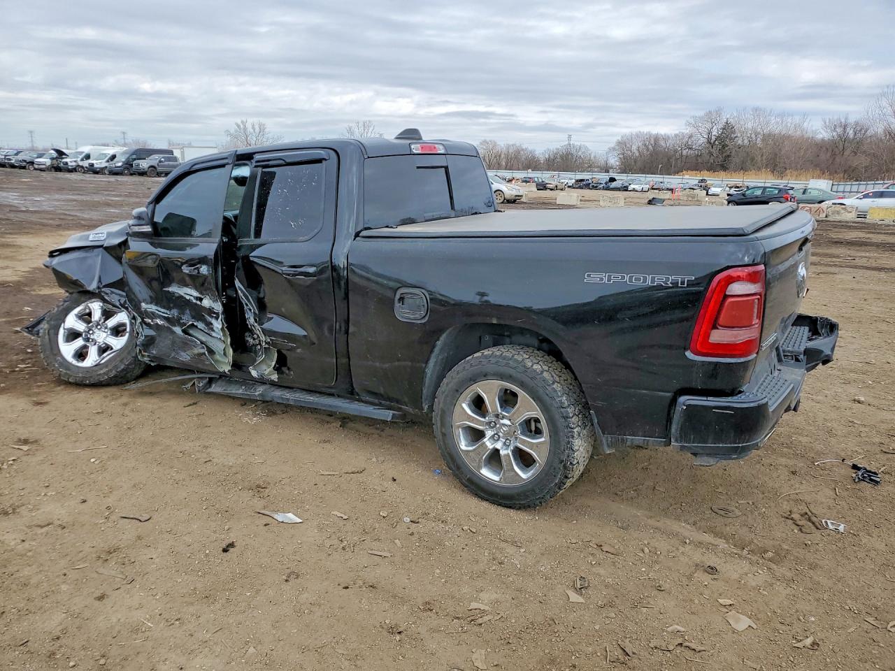 2021 RAM 1500 BIG HORN photo 4