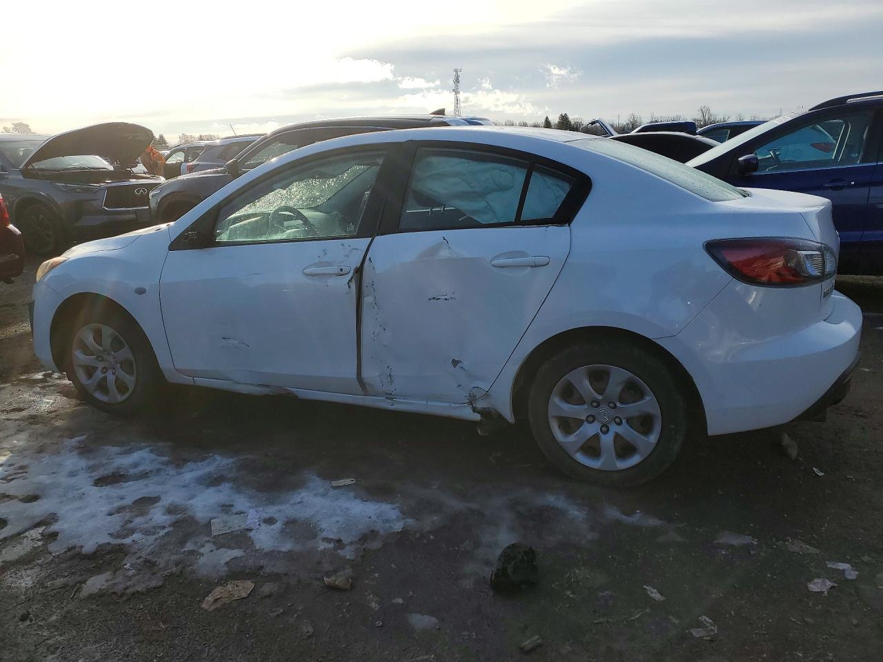 2010 MAZDA 3 I photo 2